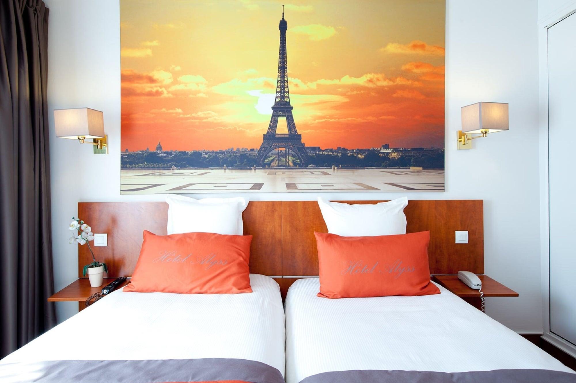 Alyss Saphir Cambronne Eiffel Hotel Paris Exterior photo