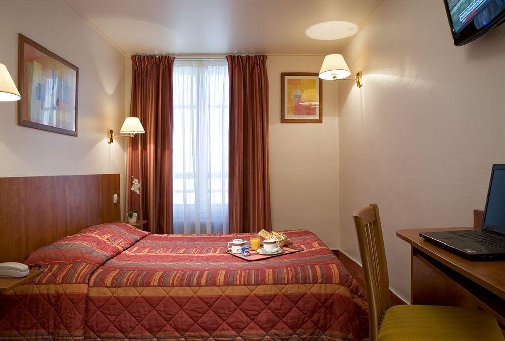 Alyss Saphir Cambronne Eiffel Hotel Paris Exterior photo